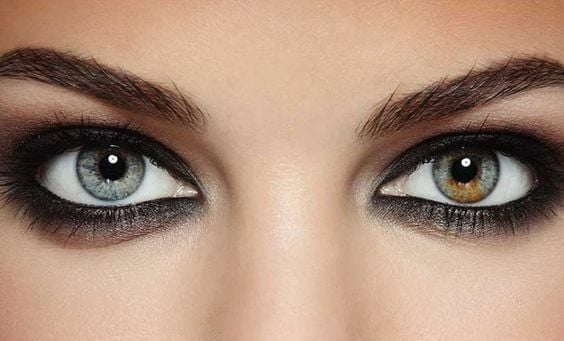 Doğru Renkli Lens Seçimi Nasıl Yapılır?