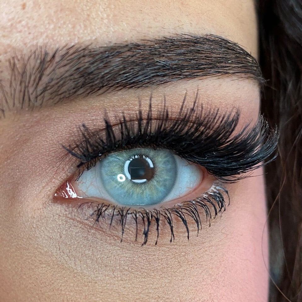 HYPNOSE ÜÇ AYLIK LENSLER CELİNE AÇIK MAVİ